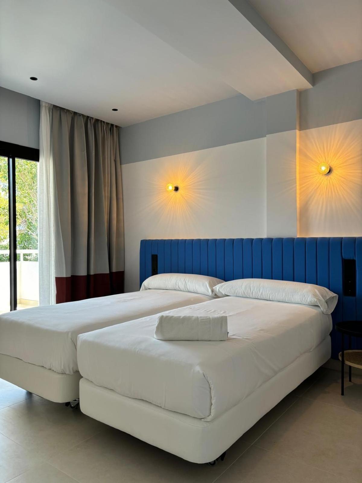 Apartamentos Sofia Es Canar  Luaran gambar