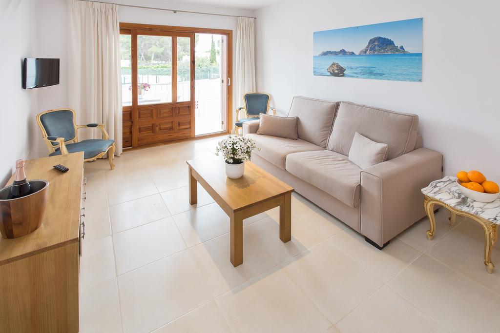 Apartamentos Sofia Es Canar  Luaran gambar