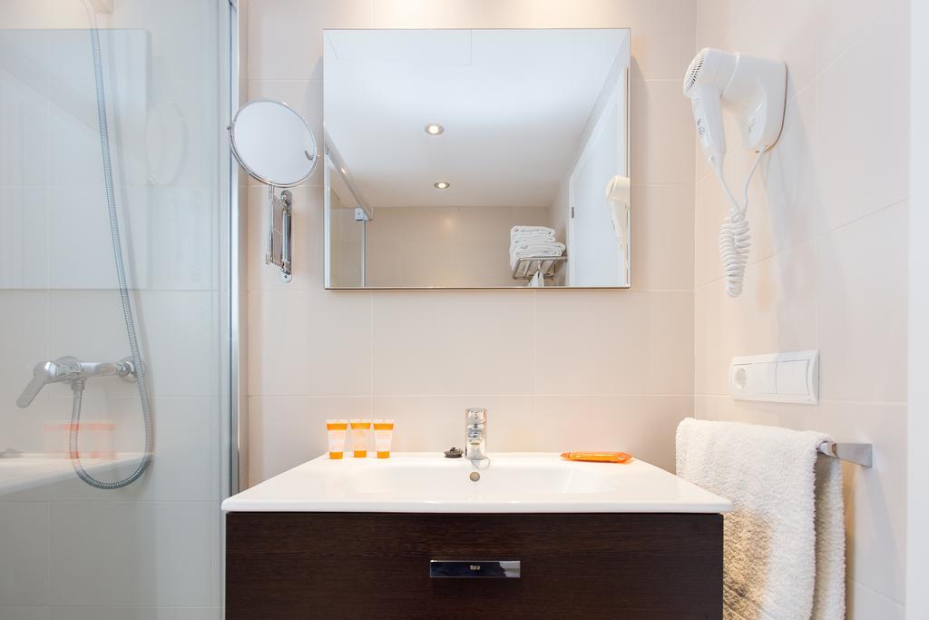 Apartamentos Sofia Es Canar  Luaran gambar