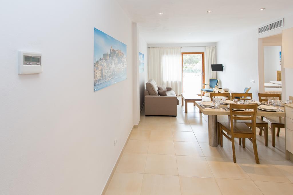 Apartamentos Sofia Es Canar  Luaran gambar