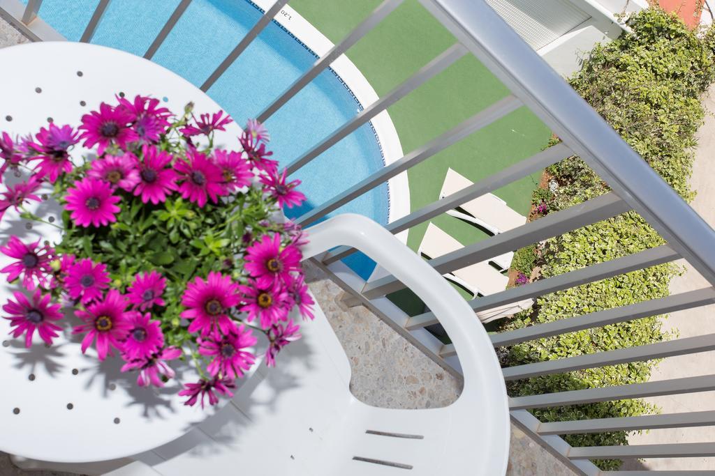 Apartamentos Sofia Es Canar  Luaran gambar